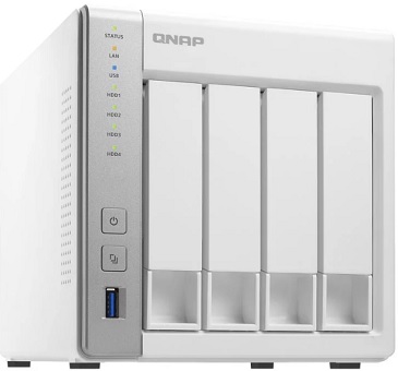 QNAP D4